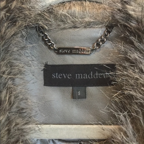 Steve Madden Vest - Picture 2 of 4